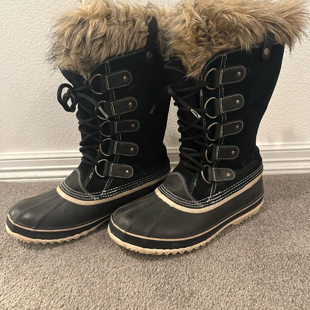 Sorel Joan of Arctic Black Fur-Trimmed Winter Boots